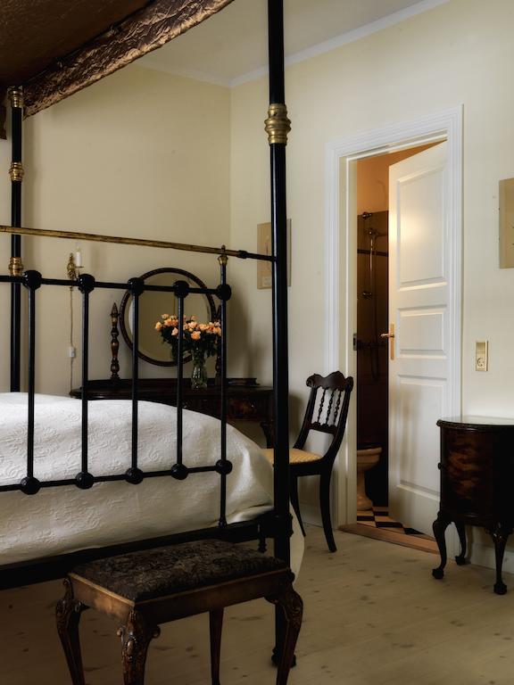 Bed and Breakfast Herregaarden Jerstrup Norre Esterbolle Zimmer foto