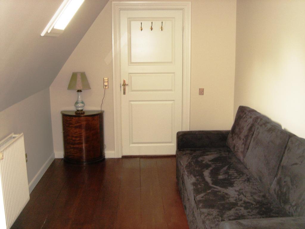 Bed and Breakfast Herregaarden Jerstrup Norre Esterbolle Zimmer foto